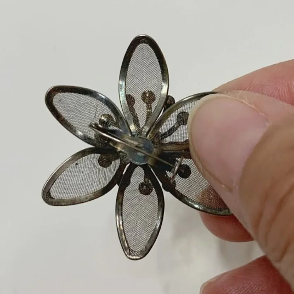 2 Floral Pins / Brooches